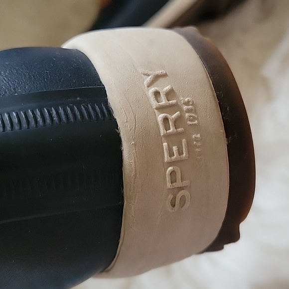 Sperry Navy and Cream Boots - Picture 3 of 12